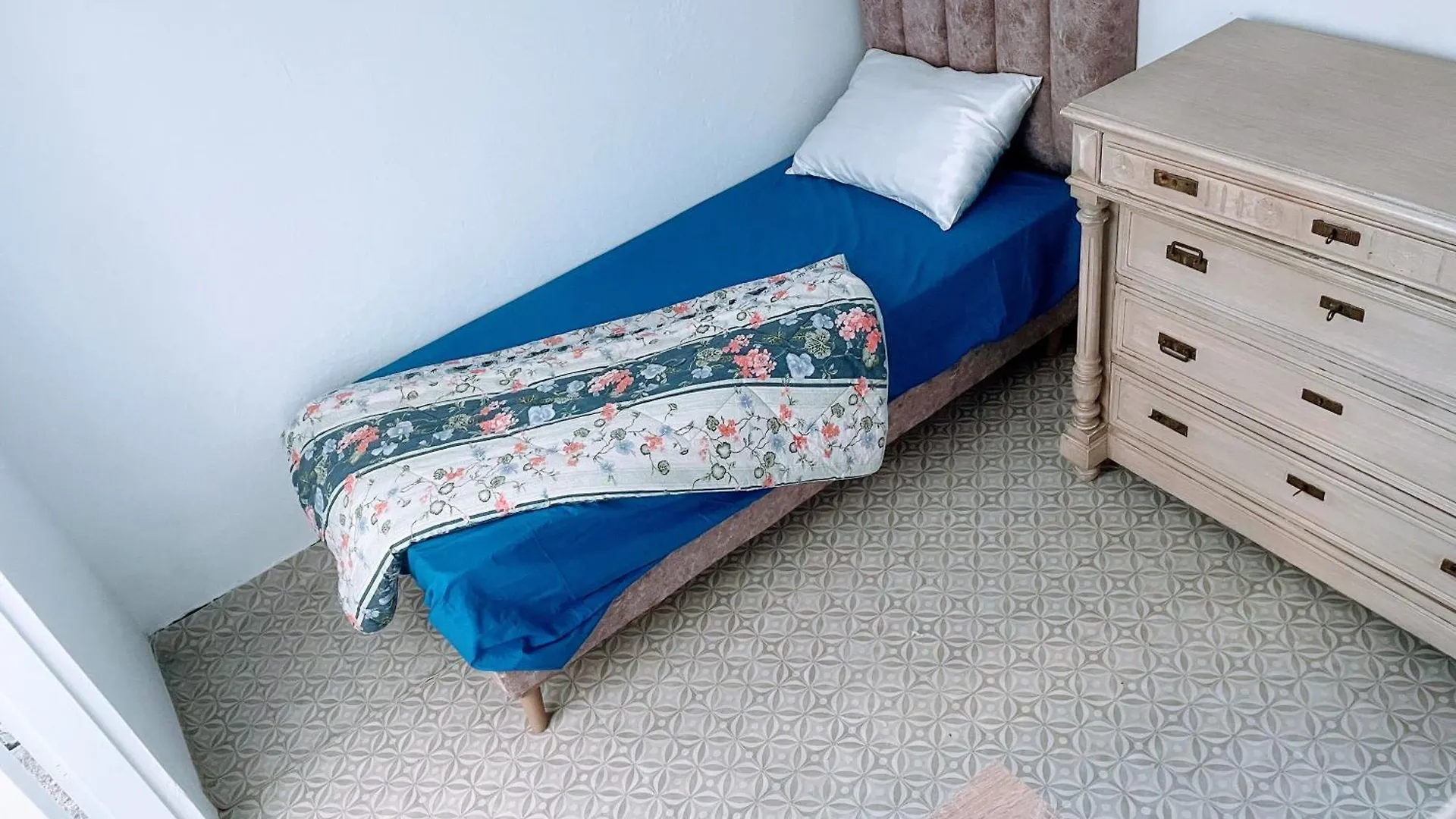 Maison Fleur La Goulette Apartment